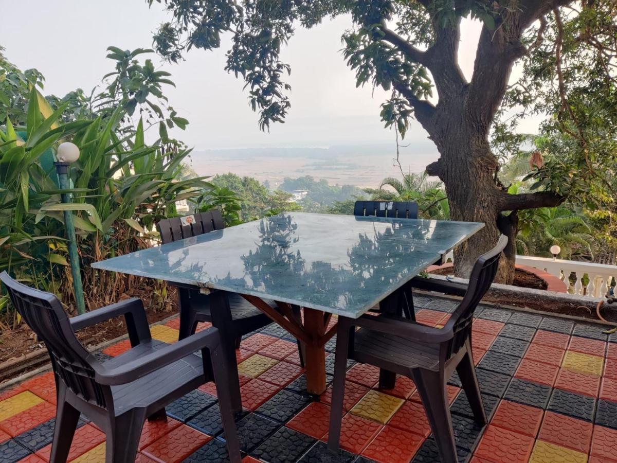 Whitehouse Homestay By Oxystays Hospitality Alibag Bagian luar foto