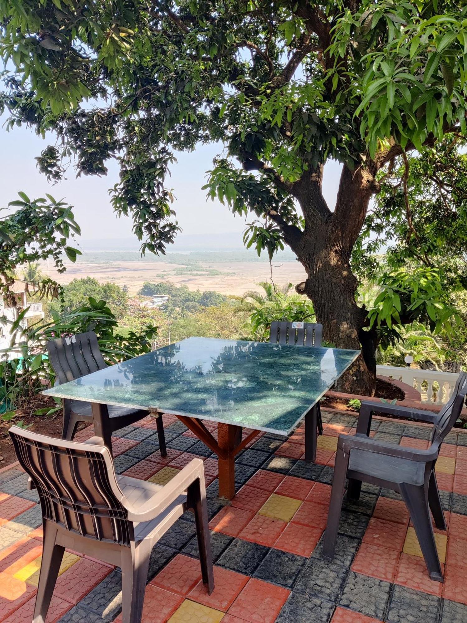 Whitehouse Homestay By Oxystays Hospitality Alibag Bagian luar foto