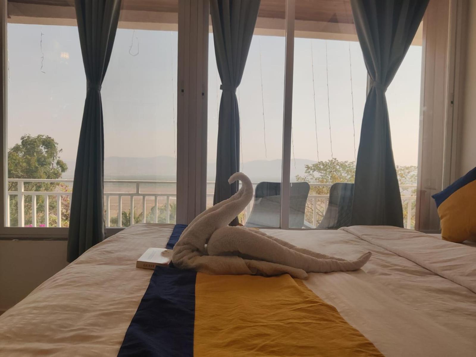 Whitehouse Homestay By Oxystays Hospitality Alibag Bagian luar foto